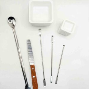 Set de 5 espátulas micro y macro + navecillas/bandejitas para pesar